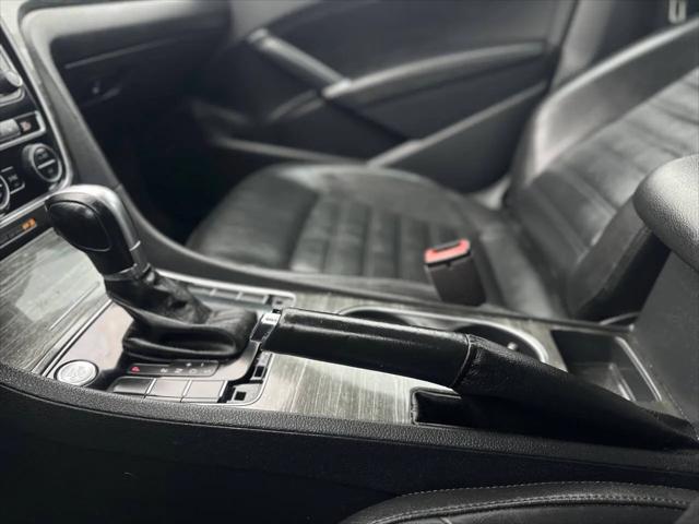 2016 Volkswagen Passat 1.8T SEL