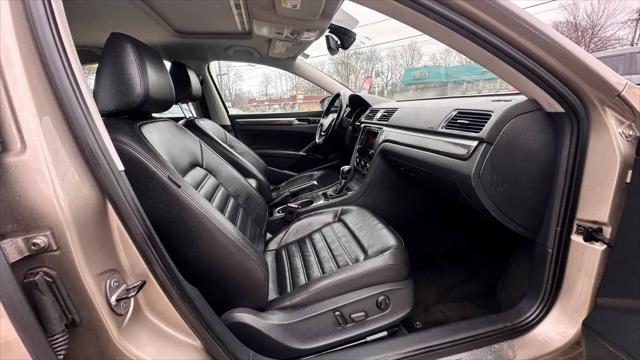 2016 Volkswagen Passat 1.8T SEL