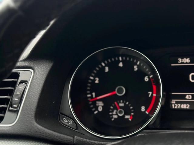 2016 Volkswagen Passat 1.8T SEL