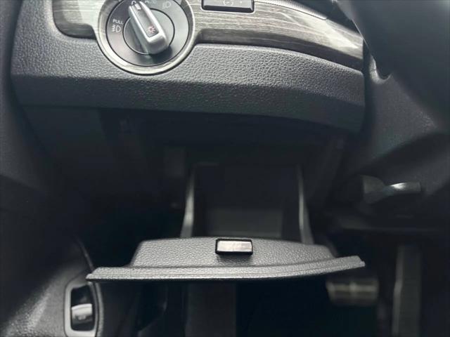2016 Volkswagen Passat 1.8T SEL