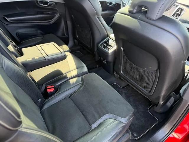 2019 Volvo XC90 T6 R-Design