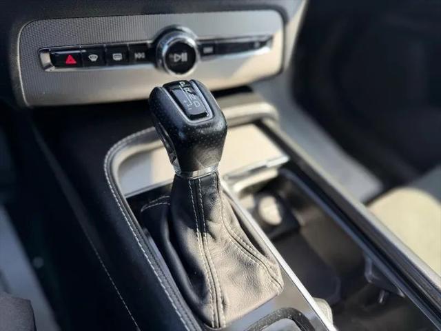 2019 Volvo XC90 T6 R-Design