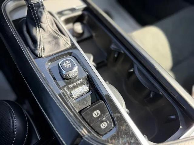 2019 Volvo XC90 T6 R-Design