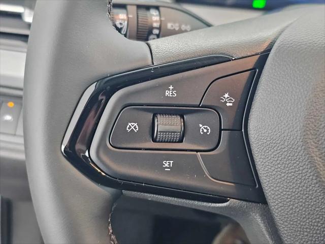 2027 Chevrolet Bolt LT FWD
