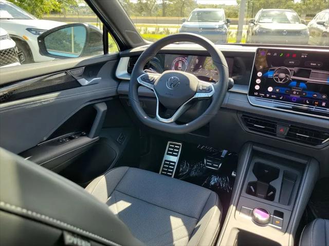 2026 Volkswagen Tiguan SE R-Line Black