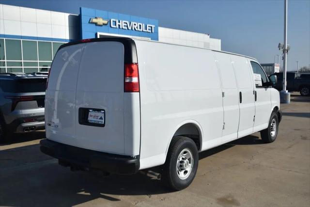 2026 Chevrolet Express Cargo Van 2500 Extended Wheelbase, WT, RWD