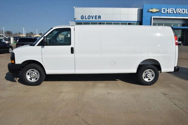 2026 Chevrolet Express Cargo Van 2500 Extended Wheelbase, WT, RWD