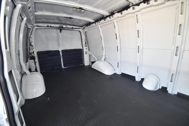 2026 Chevrolet Express Cargo Van 2500 Extended Wheelbase, WT, RWD
