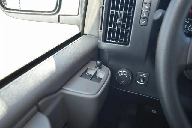 2026 Chevrolet Express Cargo Van 2500 Extended Wheelbase, WT, RWD