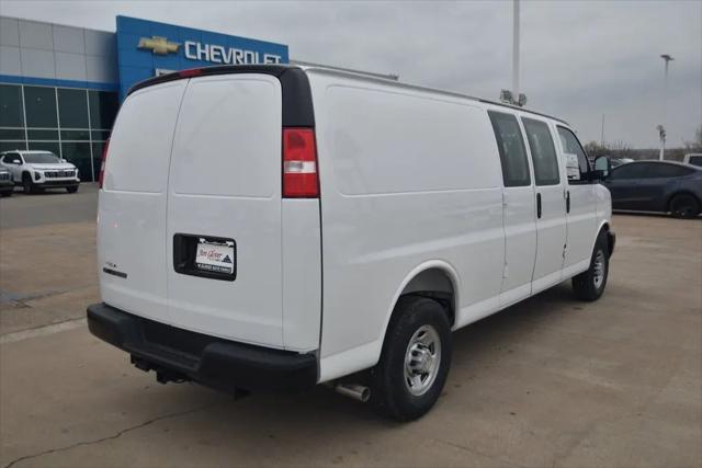 2026 Chevrolet Express Cargo Van 2500 Extended Wheelbase, WT, RWD