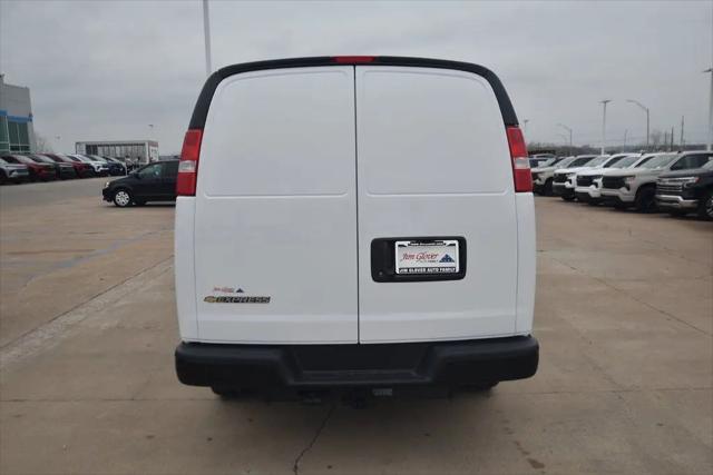 2026 Chevrolet Express Cargo Van 2500 Extended Wheelbase, WT, RWD