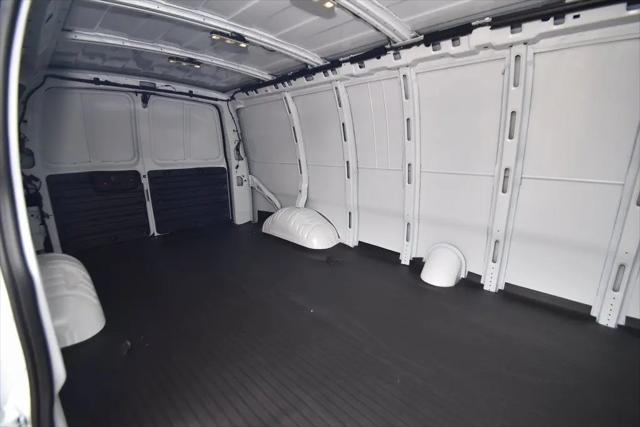 2026 Chevrolet Express Cargo Van 2500 Extended Wheelbase, WT, RWD