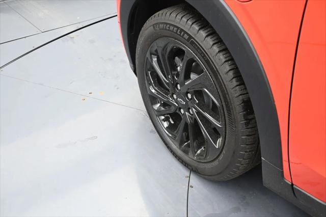 2027 Chevrolet Bolt RS FWD