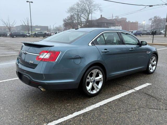 2010 Ford Taurus SHO