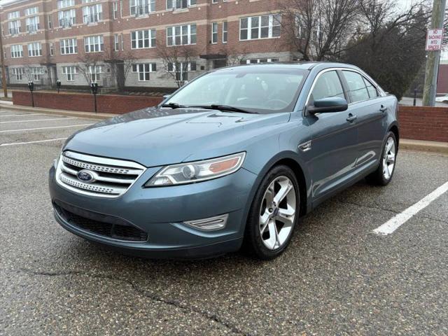 2010 Ford Taurus SHO