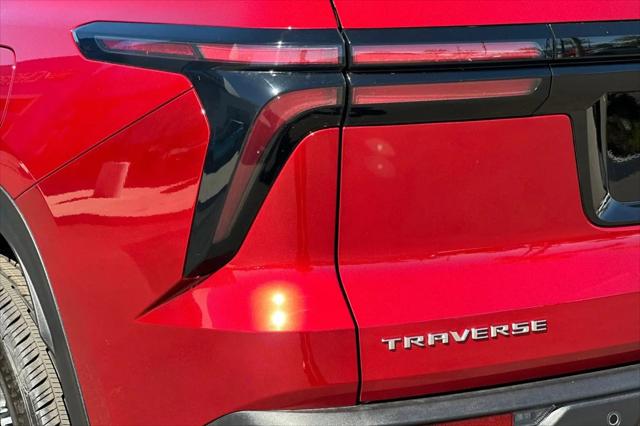 2026 Chevrolet Traverse FWD LT