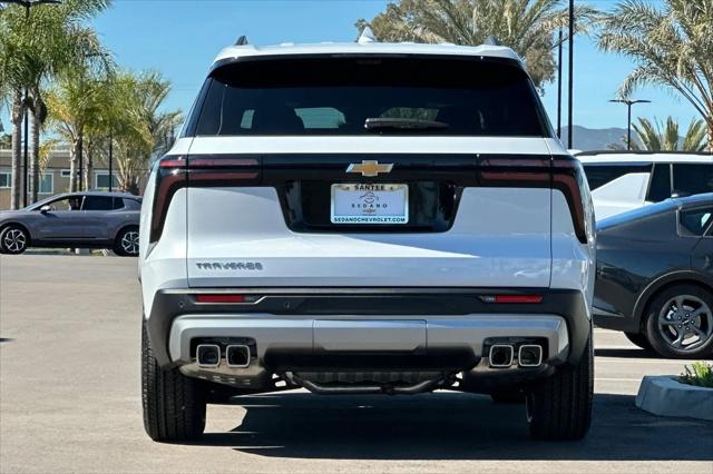 2026 Chevrolet Traverse FWD LT