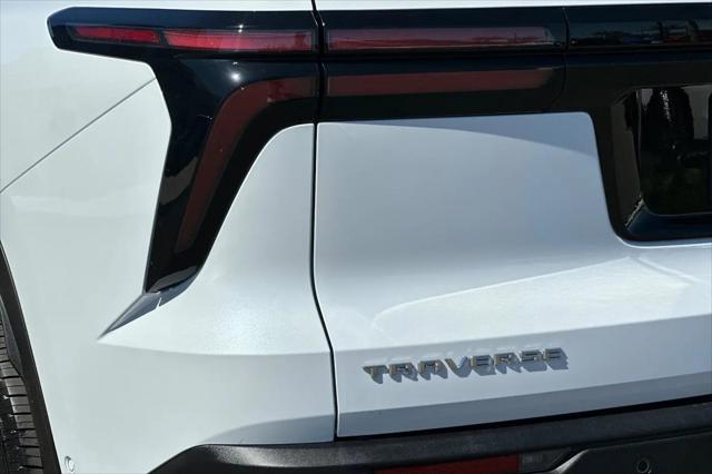 2026 Chevrolet Traverse FWD LT