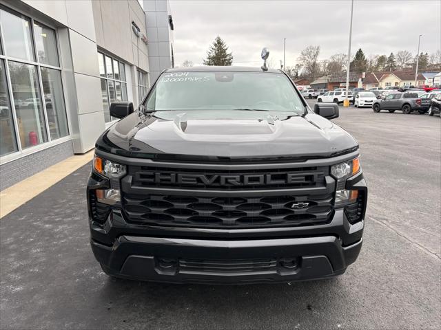 2024 Chevrolet Silverado 1500 4WD Double Cab Standard Bed Custom