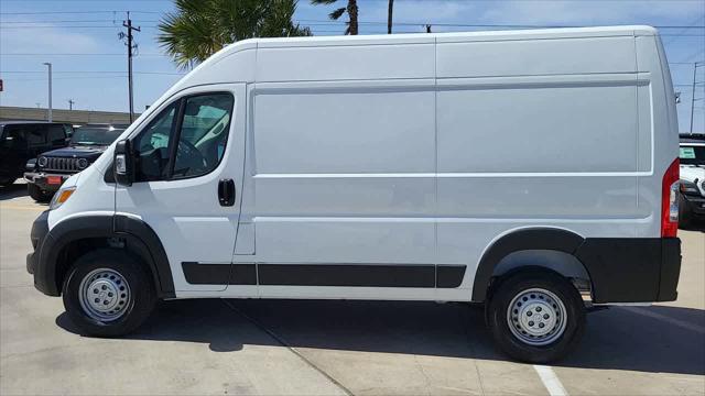 2026 Ram ProMaster Cargo Van Tradesman High Roof 136" WB w/Pass Seat