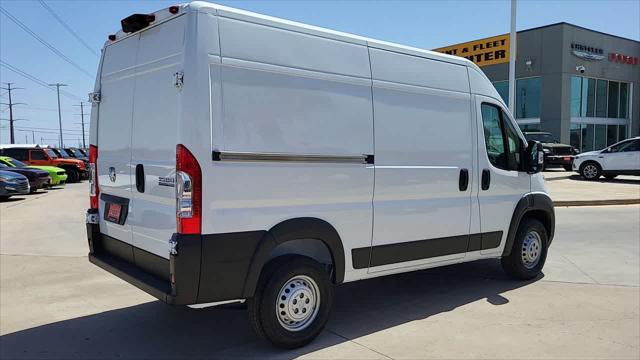 2026 Ram ProMaster Cargo Van Tradesman High Roof 136" WB w/Pass Seat
