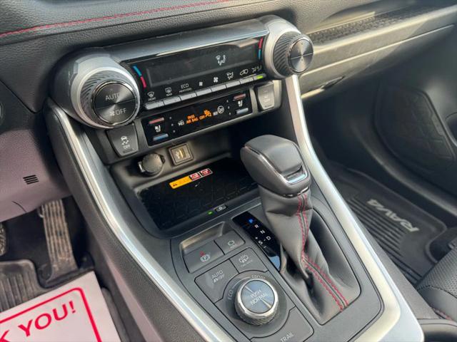 2025 Toyota RAV4 Plug-In Hybrid XSE