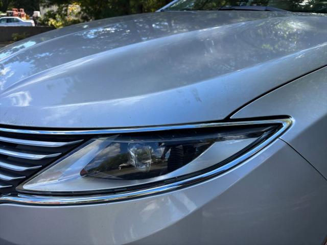 2013 Lincoln MKZ Hybrid Base