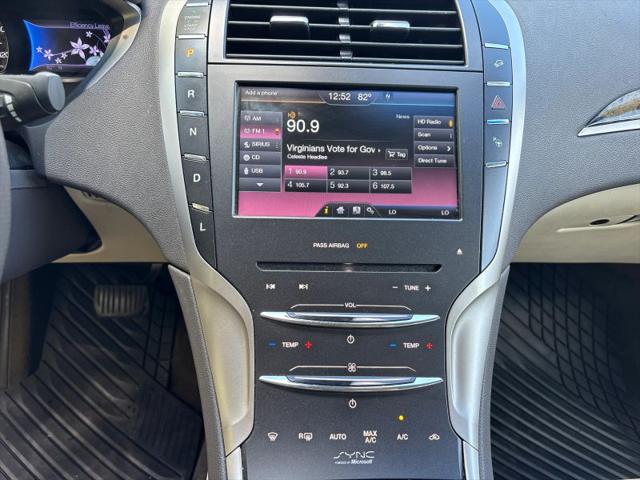 2013 Lincoln MKZ Hybrid Base