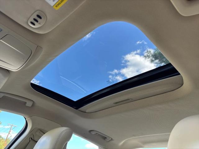 2013 Lincoln MKZ Hybrid Base