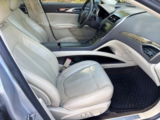 2013 Lincoln MKZ Hybrid Base