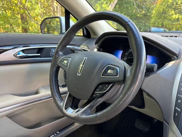 2013 Lincoln MKZ Hybrid Base