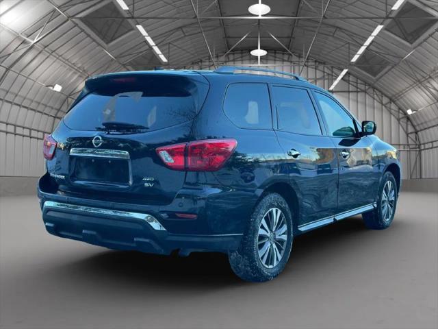 2018 Nissan Pathfinder SV