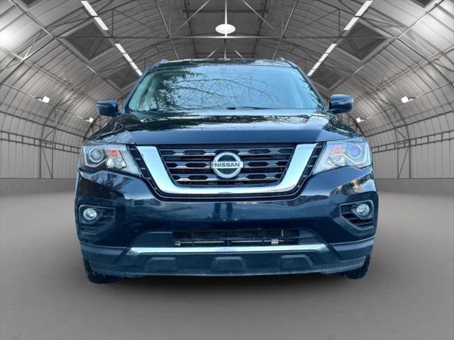 2018 Nissan Pathfinder SV