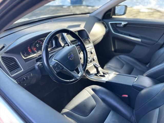 2016 Volvo XC60 T5 Premier