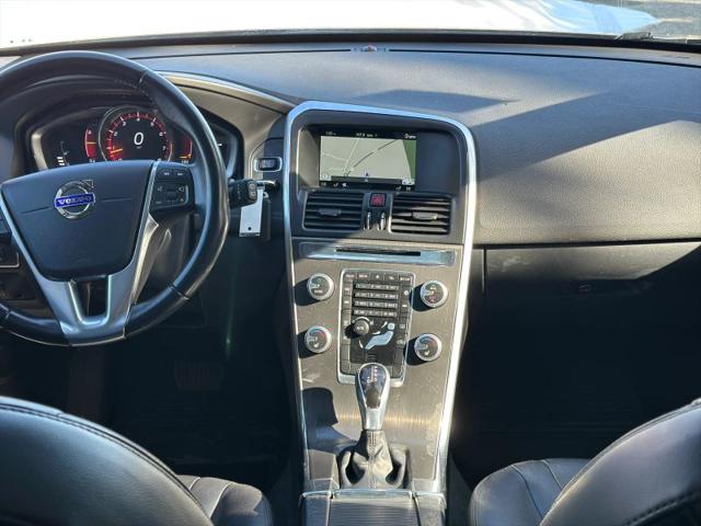 2016 Volvo XC60 T5 Premier