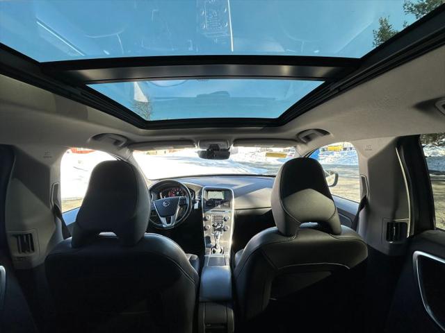 2016 Volvo XC60 T5 Premier