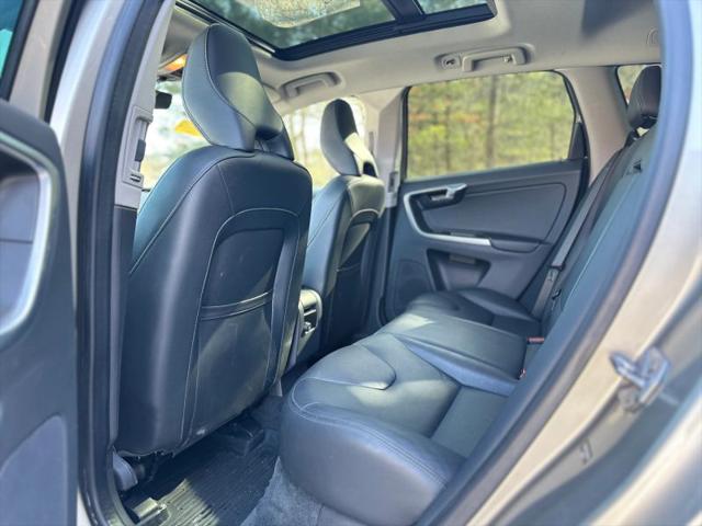 2016 Volvo XC60 T5 Premier