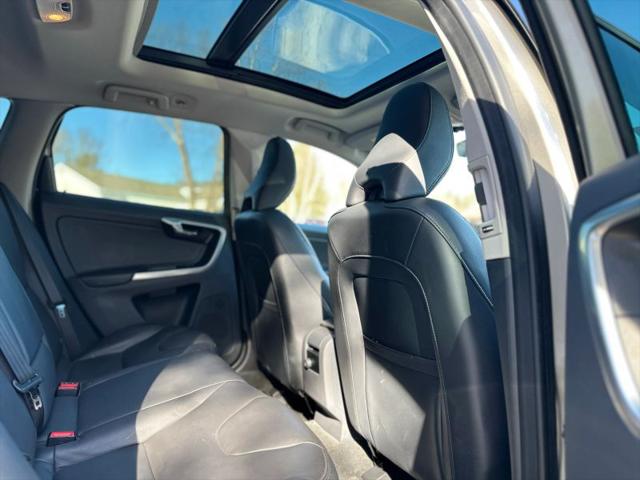 2016 Volvo XC60 T5 Premier