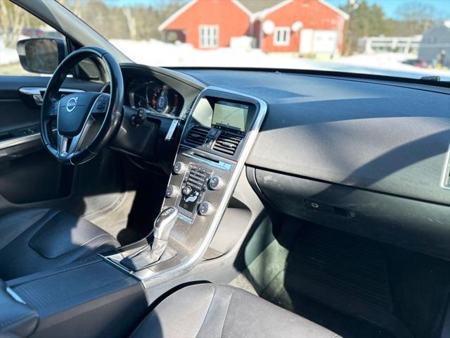 2016 Volvo XC60 T5 Premier