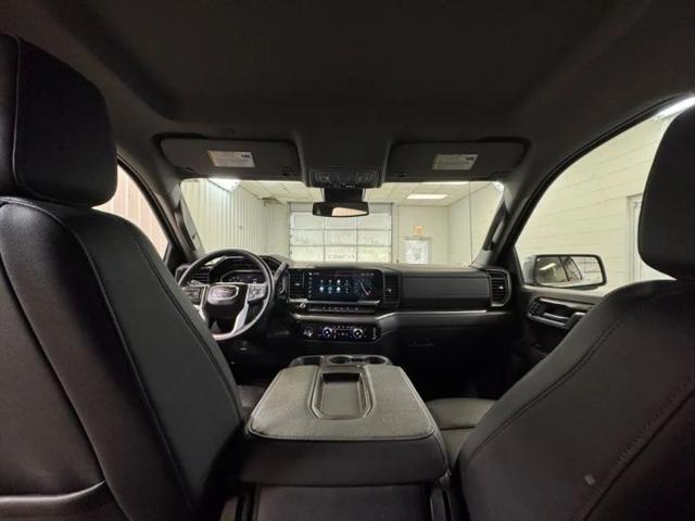 2024 GMC Sierra 1500 2WD Crew Cab Short Box SLT