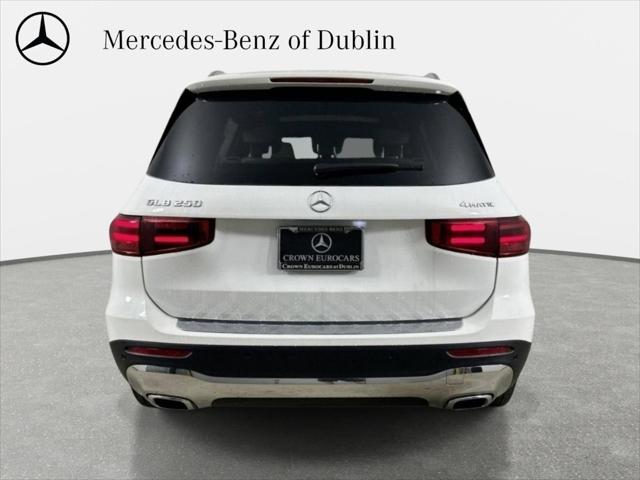 2026 Mercedes-Benz GLB 4MATIC