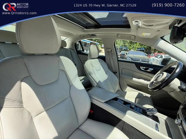 2022 Volvo S60 B5 Inscription