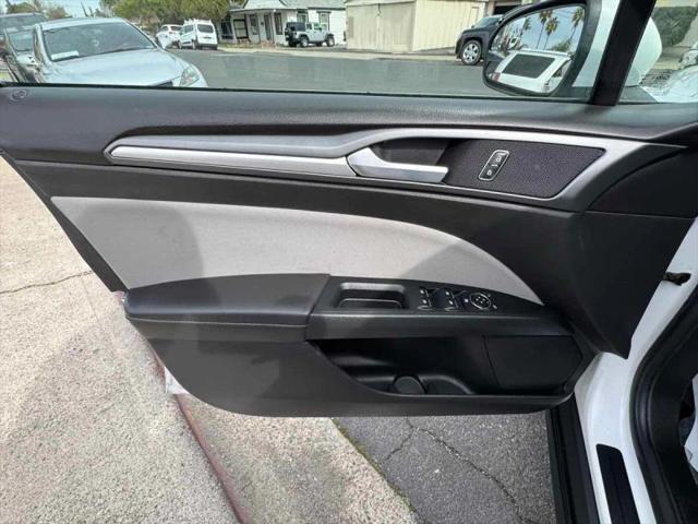 2014 Ford Fusion Hybrid S