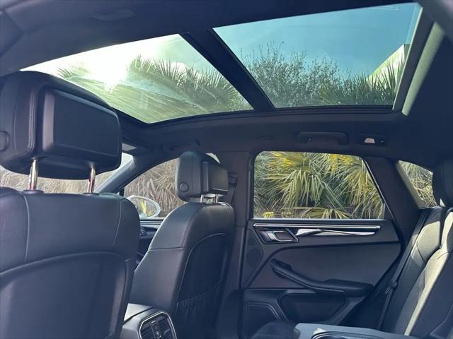 2020 Porsche Macan Macan
