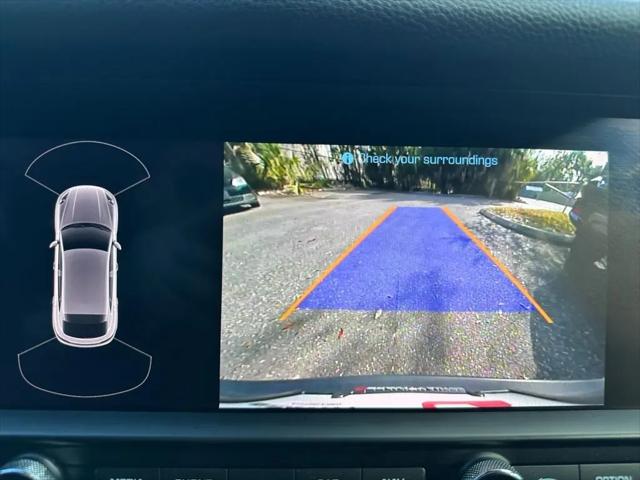 2020 Porsche Macan Macan