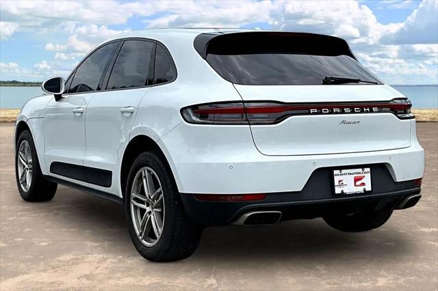 2020 Porsche Macan Macan