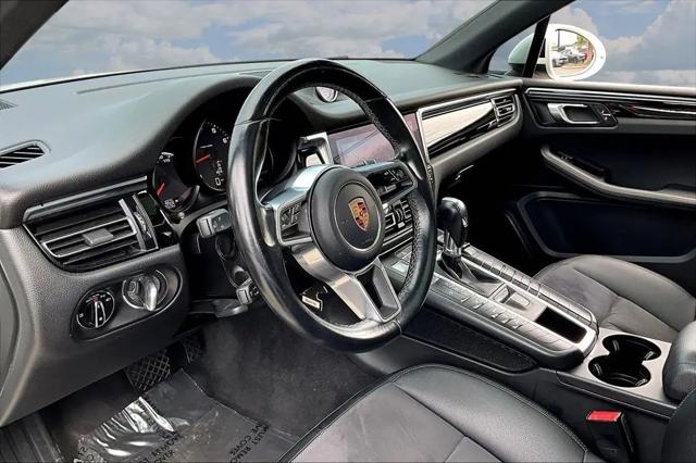 2020 Porsche Macan Macan