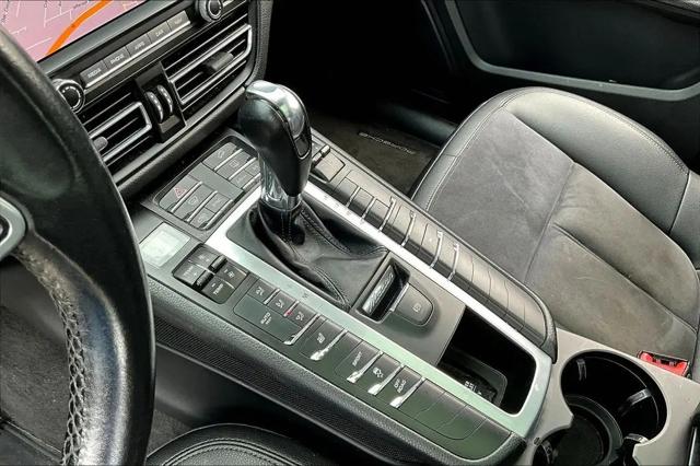 2020 Porsche Macan Macan