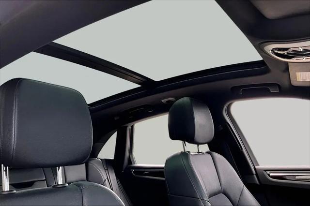 2020 Porsche Macan Macan