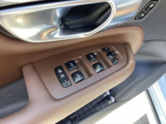 2024 Volvo XC90 Recharge T8 Plus Bright Theme 7-Seater